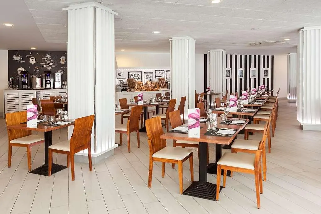 Barcelo Corralejo Sands Hotel