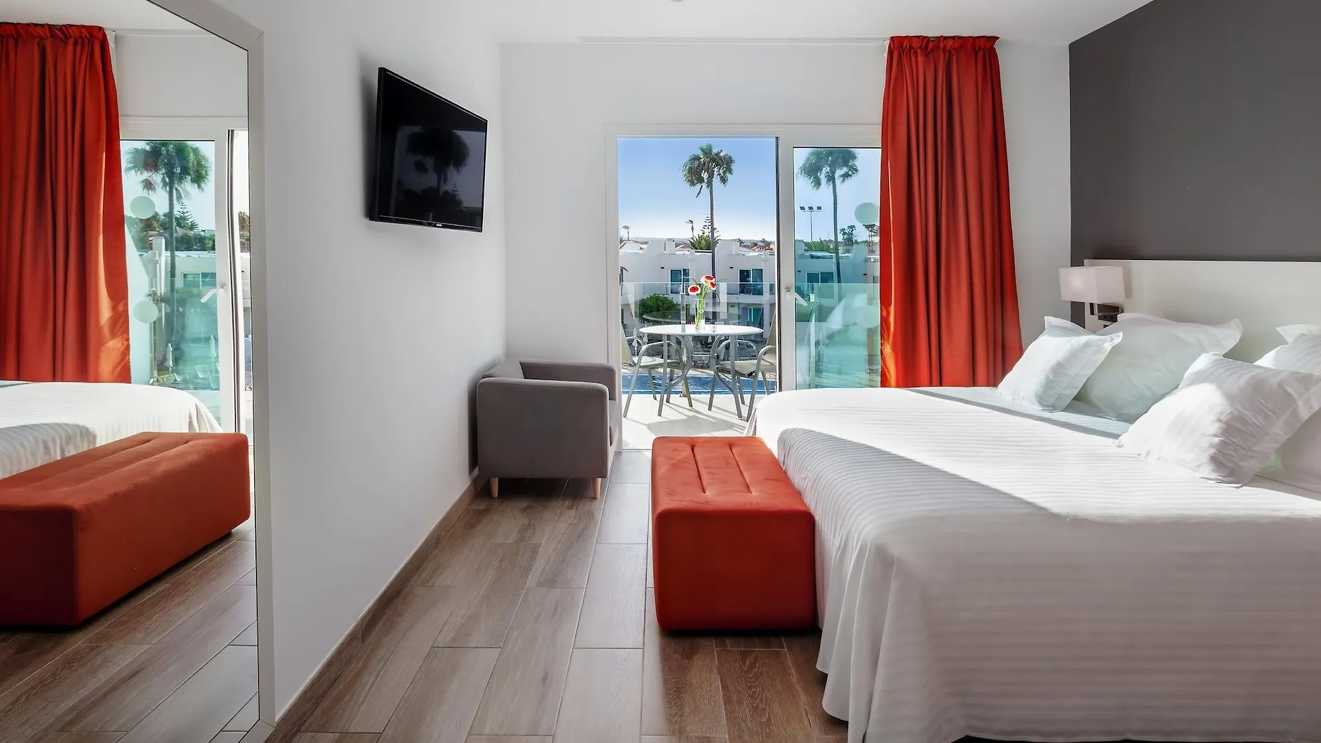 Barcelo Corralejo Sands Hotel